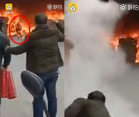 ▲浙江寧波一名男子，為了搶救手機衝回火場，變成「火人」奔出。（圖／翻攝自梨視頻）