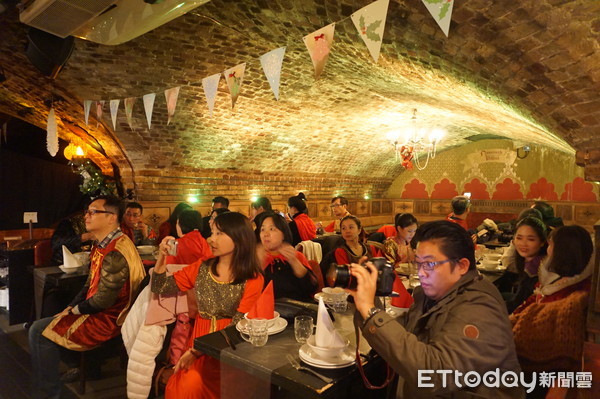 ▲英國倫敦中世紀宴會主題餐廳The Medieval Banquet。（圖／記者賴文萱攝）