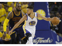 詹姆斯(LeBron James)也連續第14年成為東區明星隊先發。