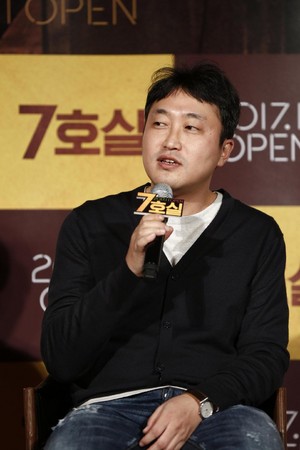 南韓新銳導演李容承，堅持親自撰寫劇本，至今執導的兩部劇情長片都獲影展青睞。（LOTTE提供）