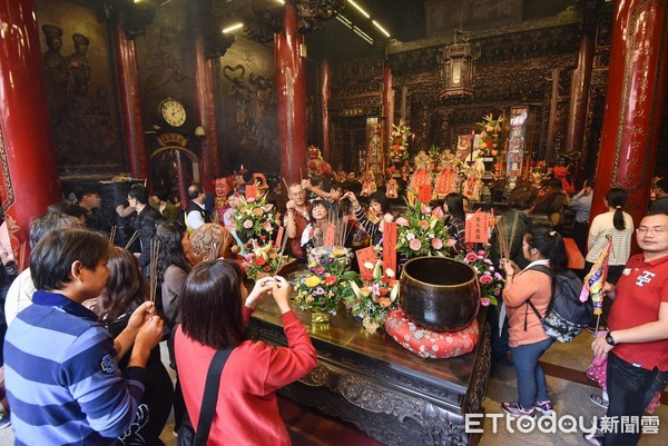 大甲鎮瀾宮,宗教信仰,祭祀習俗,媽祖,拜拜,廟宇。（圖／記者李毓康攝）