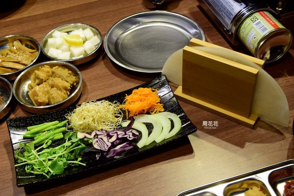 ▲台北新開幕Woosan韓式烤肉店。（圖／周花花，甲飽沒提供）