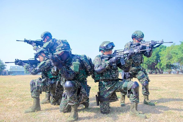 ▲▼海軍陸戰隊107年起全換裝數位虎斑迷彩服。（圖／海軍陸戰隊提供）