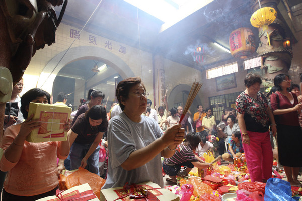 ▲▼馬來西亞,農曆九月初一至九月初九是九皇爺聖誕的日子,所有大馬華人都會慶祝九皇齋節。(圖/達志影像/美聯社)