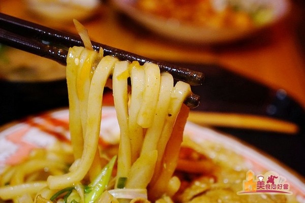 ▲高雄 川武味本舖咖哩丼飯。（圖／影子提供）