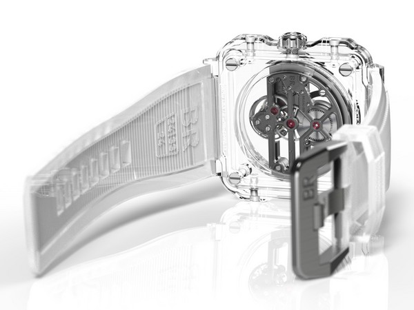 ▲Bell ＆ Ross全新藍寶石水晶陀飛輪腕錶（圖／品牌提供）