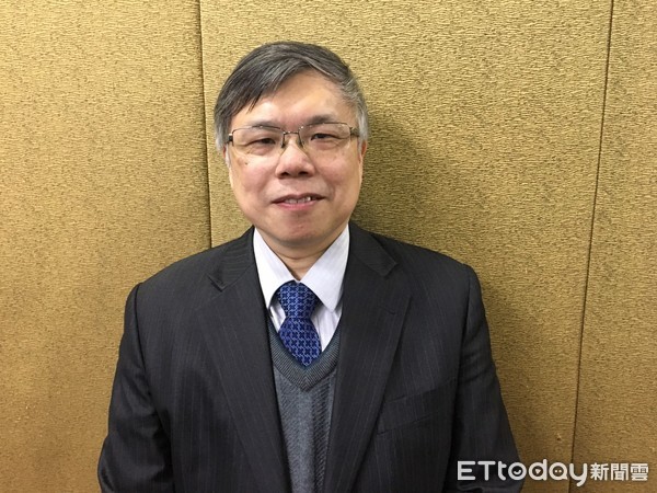 ▲林口長庚胸腔內科主治醫師林鴻銓。(圖/記者嚴云岑攝)