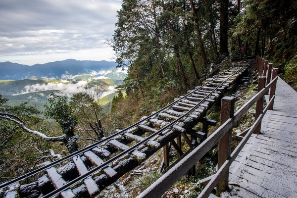 ▲▼宜蘭太平山、見晴步道。（圖／石世民提供）