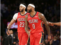 鵜鶘雙塔戴維斯(Anthony Davis)以及卡森斯(DeMarcus Cousins)。 