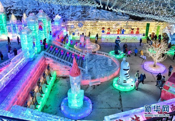 ▲▼北京延慶龍慶峽第32屆冰燈藝術節在今日正式開幕。（圖／翻攝自新華網）