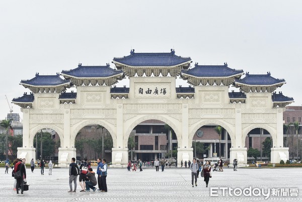 ▲台北中正紀念堂的自由廣場。（圖／記者李毓康攝）