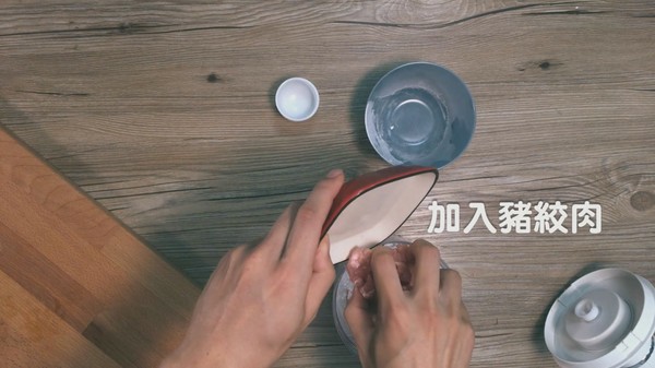 【毛爸鮮食提案】新的一年營養開心滿點~元氣豬豬早餐腸!(圖/毛起來 MaoUp)