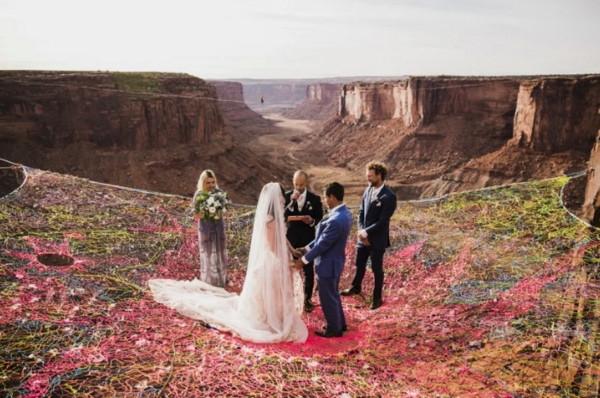 峽谷上的婚禮（圖／翻攝自photoblog）