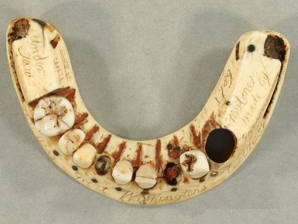 ▲▼古代假牙是從死人身上取來。（圖／翻攝自toutiao）