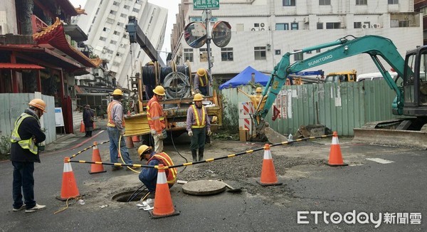 ▲▼花蓮大地震台電搶修。（圖／台電提供）