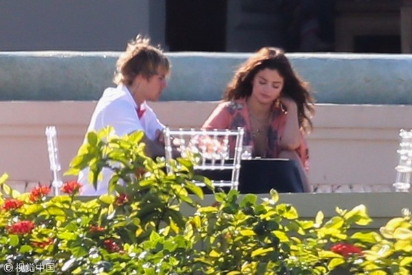 小賈斯汀（Justin Bieber）和賽琳娜（Selena Gomez）。（圖／CFP）