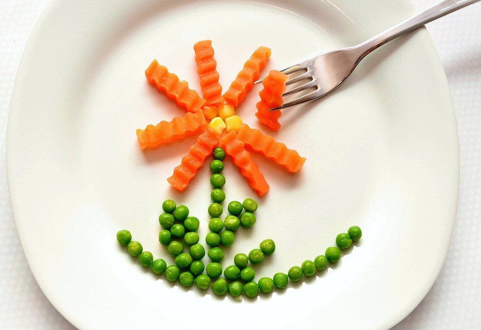 ▲三色豆,冷凍蔬菜。（圖／取自免費圖庫Pixabay）