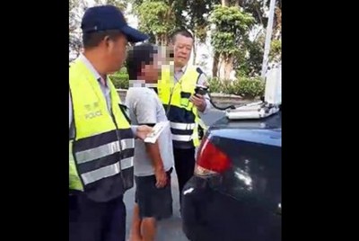 闪开让高中消防员来!高中生遭撞颈椎伤「运将班考试专业竞赛图片