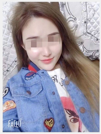 ▲陳小艾愛狗出名,在月初被流浪狗咬傷。(圖/翻攝自新浪新聞)