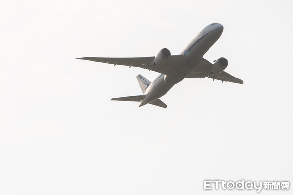 ▲▼松山機場起飛,飛機起飛,全日空,全日本空輸,波音787-8,機身編號JA874A。(圖/記者季相儒攝)