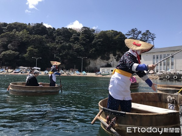 ▲▼在日本佐渡島能體驗到神隱少女動畫中出現的盆舟原型。（圖／記者賴文萱攝）