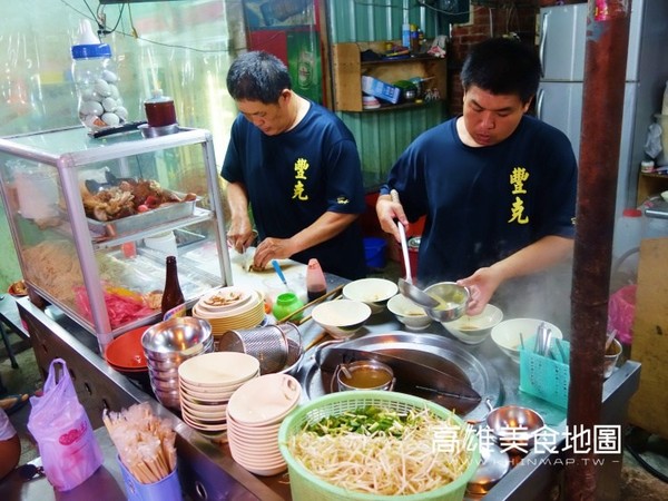 ▲高雄內惟10家超人氣宵夜、美食。（圖／高雄美食地圖提供）