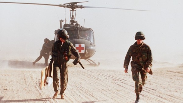 ▲▼波斯灣戰爭是指1990年8月2日至1991年2月28日期間，以美國為首的34個國家組成聯軍，並且和和伊拉克發生的一場局部戰爭。（圖／達志影像／美聯社） 