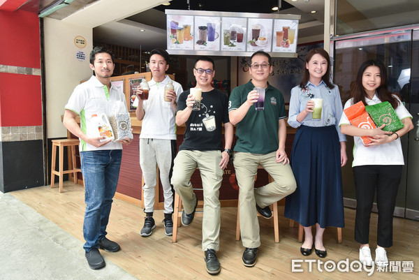 ▲位在新北市中和區的承恩食品公司，是全台最大的珍珠奶茶整合服務供應商，把台灣味的珍奶外銷到全球六十個國家。（圖／記者李毓康攝）