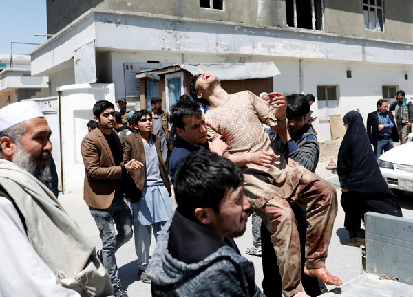 ▲▼阿富汗選民中心遭到伊斯蘭國（IS）恐怖攻擊。（圖／路透社）