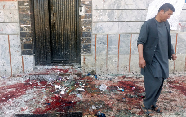 ▲▼阿富汗選民中心遭到伊斯蘭國（IS）恐怖攻擊。（圖／路透社）
