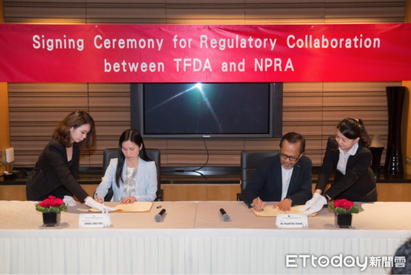 ▲食藥署與馬國簽「醫藥品合作文本」 營養品輸出更方便。(圖/食藥署提供)