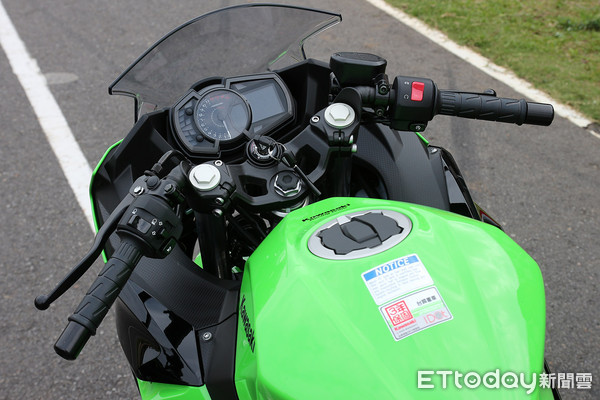 ▲Kawasaki Ninja 400登台！27.9萬買黃牌忍者輕跑車。（圖／記者張慶輝攝）