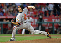 在三壘有情況下，大谷翔平逮中金鶯先發提爾曼（Chris Tillman）偏高一顆變速球，助球隊再添一分，天使單局5支安打攻下5分。