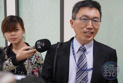 16岁少女下海供3姊读私校 警局内母女抱头痛哭