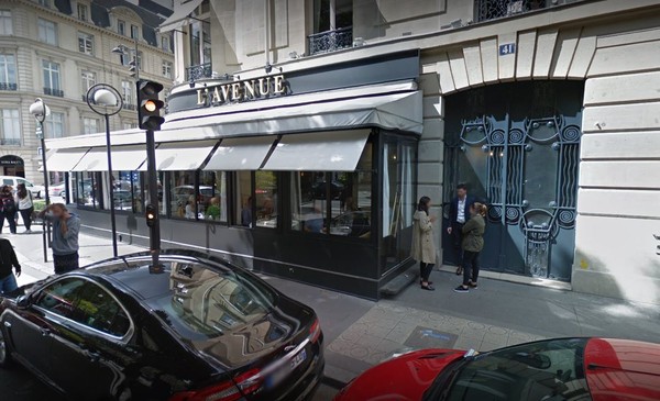 ▲▼巴黎知名餐廳L`Avenue遭爆歧視。（圖／翻攝自Google Map）