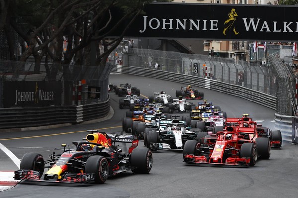 F1\/Ricciardo称霸摩纳哥街道战!红牛第250场比
