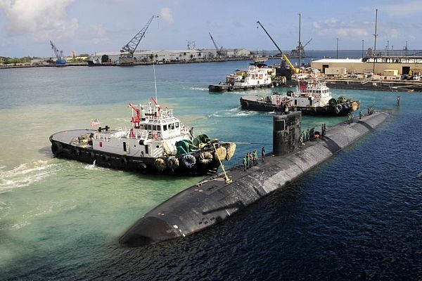 ▲▼USS Tucson (SSN 770),USS Emory S. Land (AS 39). Tucson        。（圖／翻攝自美國海軍官網）