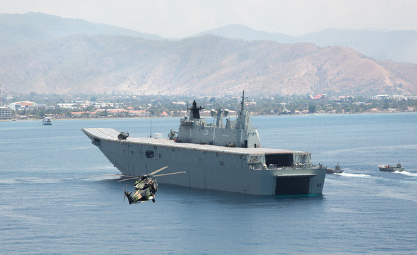 ▲▼澳洲海軍「阿得雷德號」兩棲攻擊艦HMAS Adelaide。（圖／翻攝自澳洲海軍官網）