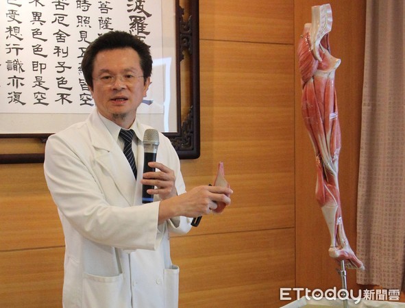 ▲花蓮慈濟醫院美容醫學中心李俊達主任。(圖/記者花蓮慈濟提供)