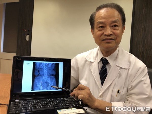 ▲書田診所泌尿科主任醫師殷約翰。(圖/書田診所提供)