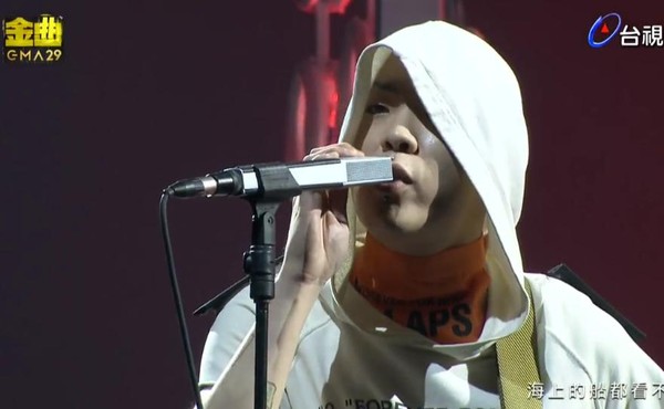 2018第29屆金曲獎頒獎典禮HYUKOH。（圖／翻攝自台視） 