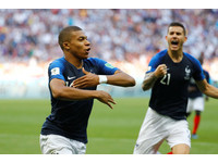 ▲▼   2018世足,法國vs阿根廷。姆巴佩(Kylian Mbappe)進球（圖／路透社）