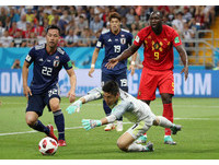 ▲▼ 2018世足賽, 比利時VS日本。盧卡庫(Romelu Lukaku)、川島永嗣(Eiji Kawashima)（圖／路透社）