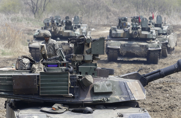 ▲▼2017年4月美韓軍事連演,M1A2戰車,M1A2艾布蘭主力戰車。（圖／達志影像／美聯社）