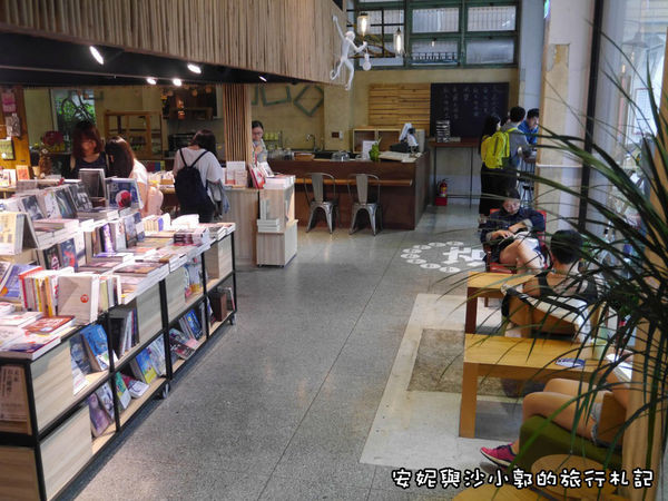 ▲▼嘉義複合式書店　承億小鎮漫讀。（圖／安妮與沙小郭的旅行札記提供）