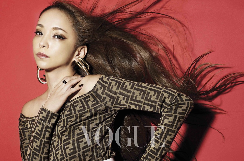 ▲安室奈美惠穿FENDI。（圖／VOGUE提供）