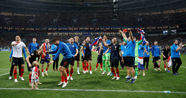 ▲克羅埃西亞慶祝隊史首次晉級冠軍賽             。（圖／路透）