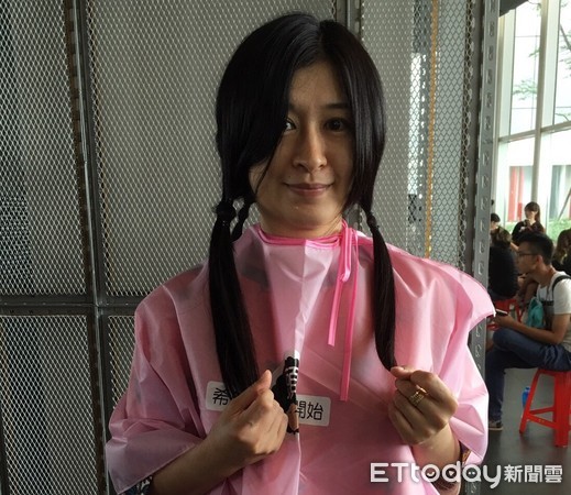 肺癌父因「假髮」積極治療 檢察官捐出3年髮接力傳愛。(圖/記者嚴云岑攝)