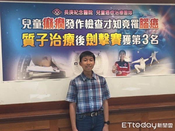 ▲11歲童頭痛到吐 竟是「惡性脈絡叢瘤」在大腦爆炸了。(圖/記者嚴云岑攝)