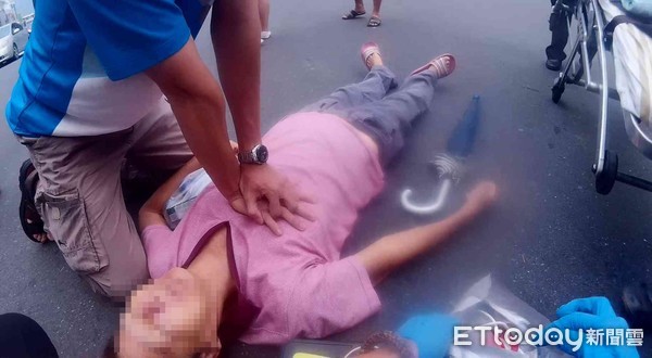 ▲▼58歲吳姓女子21日下午在南京東街突然昏倒。（圖／記者宋德威翻攝）
